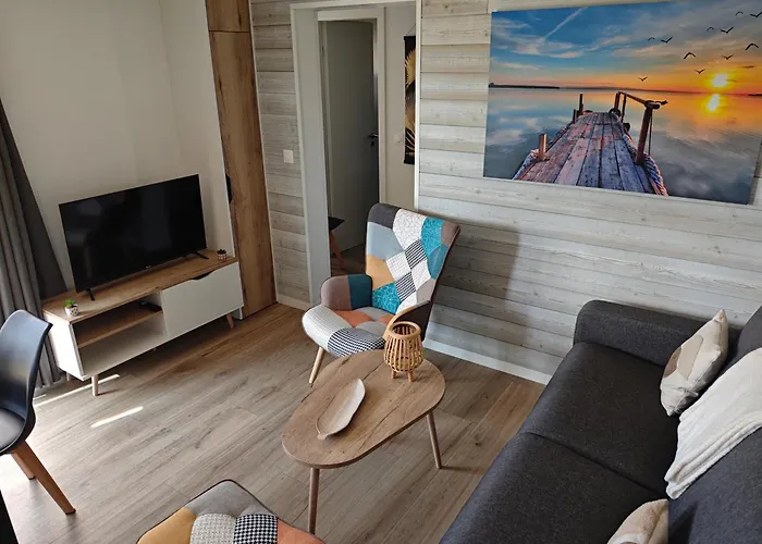 Belle - A 300m De La 