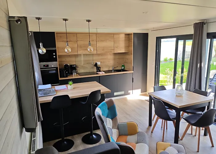 Belle - A 300m De La 