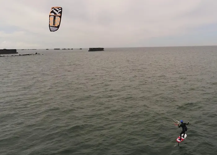 Belle - A 300m De La 